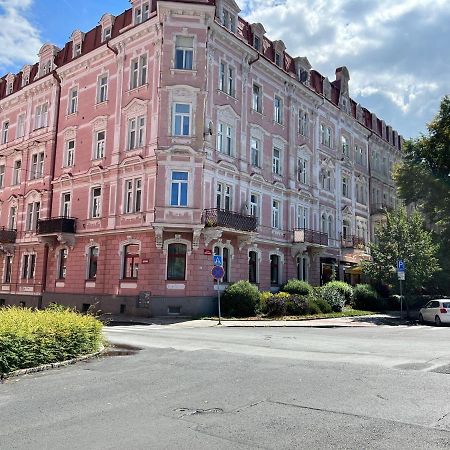 Apartment Alice Center Karlovy Vary Bagian luar foto