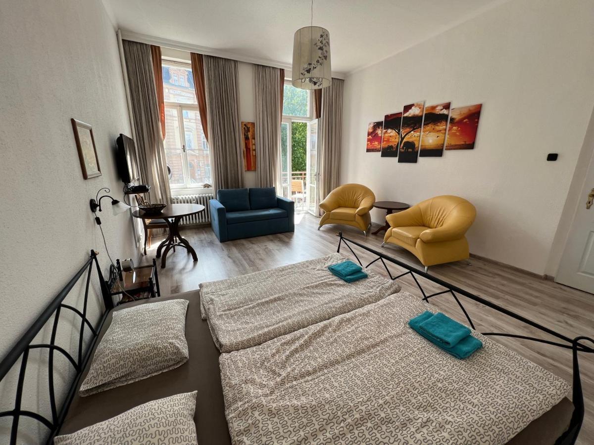 Apartment Alice Center Karlovy Vary Bagian luar foto