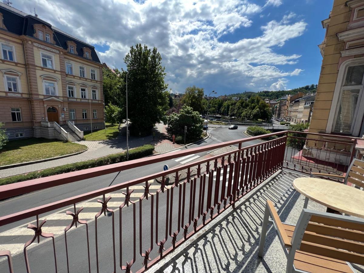 Apartment Alice Center Karlovy Vary Bagian luar foto